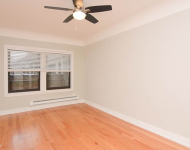 545 Chestnut, Unit 202 - Photo Thumbnail 3