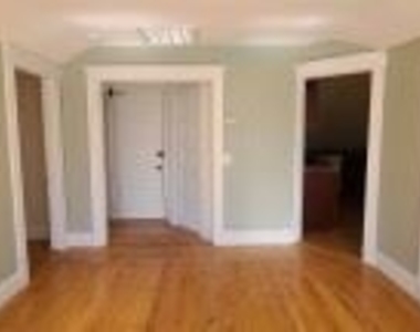 65 Olcott St Apt 3 - Photo Thumbnail 4