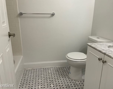 55 Langdon St Apt 5 - Photo Thumbnail 2