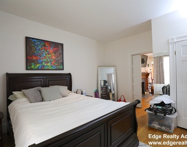 287 Summit Ave # 1 - Photo Thumbnail 5