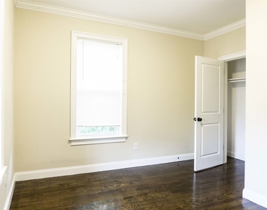 19 Perrin St Apt 1 - Photo Thumbnail 2