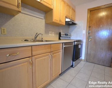 35 Glencoe St Apt 40 - Photo Thumbnail 1