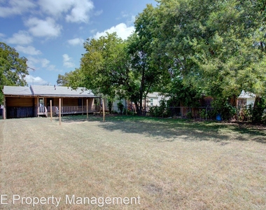 427 Marengo St. - Photo Thumbnail 14