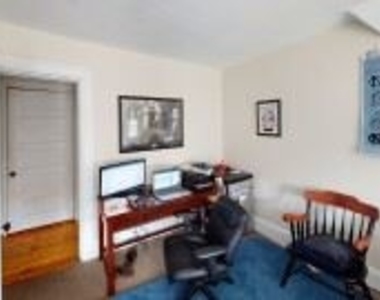 29 Victoria St # 2 - Photo Thumbnail 6