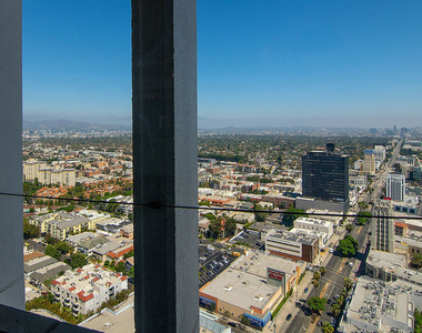 5670 Wilshire Blvd - Photo Thumbnail 12