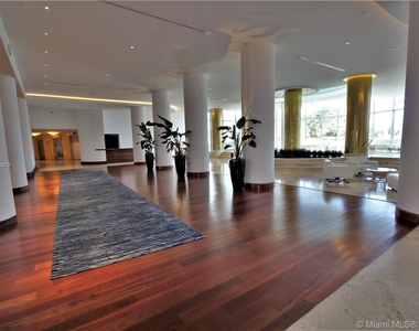 5161 Collins Ave - Photo Thumbnail 40