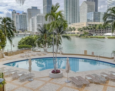 801 Brickell Key Blvd - Photo Thumbnail 55