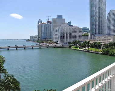 801 Brickell Key Blvd - Photo Thumbnail 0