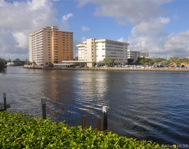 1865 S Ocean Dr - Photo Thumbnail 29