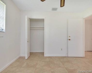 11860 Sw 180th St - Photo Thumbnail 19