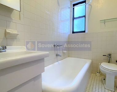 639 West 204th Street - Photo Thumbnail 7