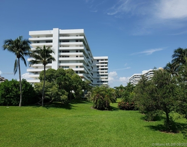 199 Ocean Lane Dr - Photo Thumbnail 1