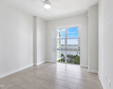 2701 Biscayne Blvd - Photo Thumbnail 7