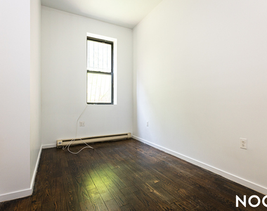 950 Nostrand Avenue - Photo Thumbnail 12