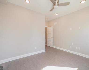 812 Diamond St #1 - Photo Thumbnail 7