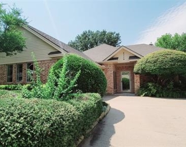 3713 Teal Lane - Photo Thumbnail 0