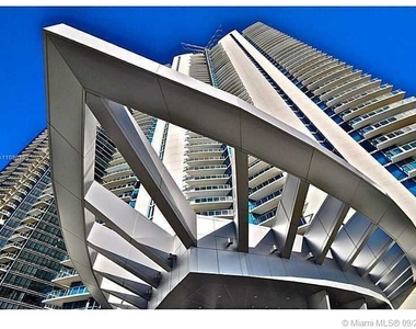 17001 Collins Ave - Photo Thumbnail 30