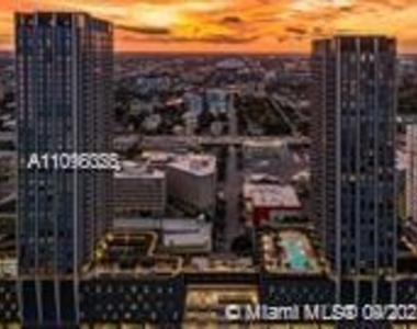 400 Nw 1st Ave - Photo Thumbnail 12