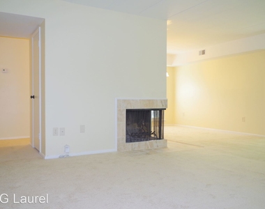 5370 Smooth Meadow Way Unit 2 - Photo Thumbnail 4