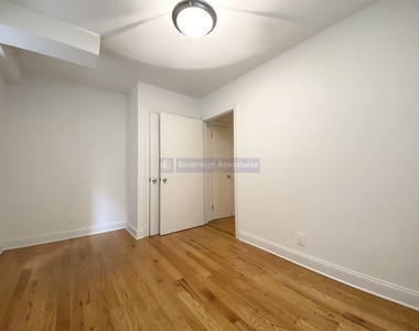 615 Fort Washington Avenue - Photo Thumbnail 3