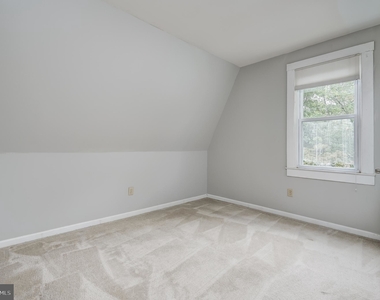 3406 Chesley Avenue - Photo Thumbnail 23