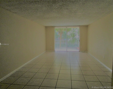 9360 Fontainebleau Blvd - Photo Thumbnail 2