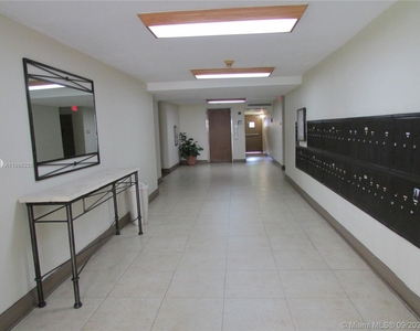 9360 Fontainebleau Blvd - Photo Thumbnail 22