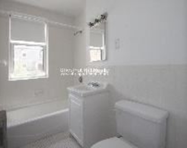 21 Wendell St Apt 11 - Photo Thumbnail 4