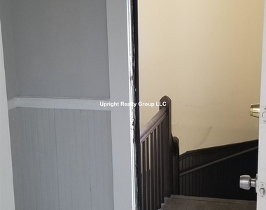 19 Roseclair St - Photo Thumbnail 12