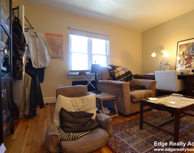 45 Beechcroft St Apt 3 - Photo Thumbnail 4