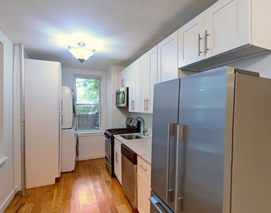 647 Prospect Pl - Unit: 3 - Photo Thumbnail 8