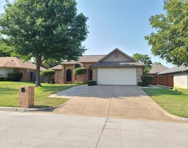 1511 Lincoln Drive - Photo Thumbnail 27