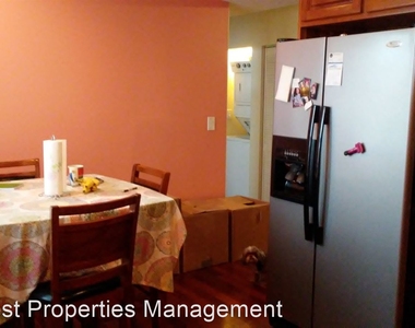 2538 N. Leclaire Unit 1 - Photo Thumbnail 4