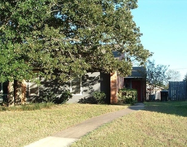 516 W Ridge Dr - Photo Thumbnail 0