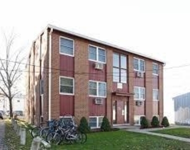 318 John St - Photo Thumbnail 1