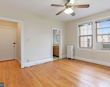 1441 Harvard St Nw #35 - Photo Thumbnail 3