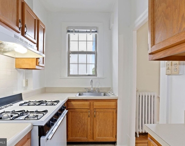 1441 Harvard St Nw #35 - Photo Thumbnail 5