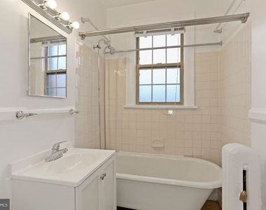 1441 Harvard St Nw #35 - Photo Thumbnail 7