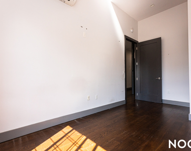 281 Ellery St - Unit: 4 - Photo Thumbnail 10