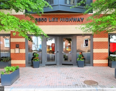 3800 Lee Highway - Photo Thumbnail 1