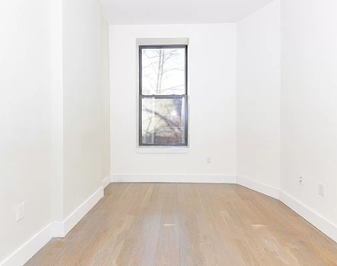 162 Stuyvesant Avenue - Photo Thumbnail 6