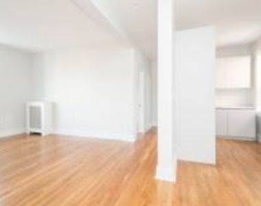 16 Forest St Apt 42 - Photo Thumbnail 11