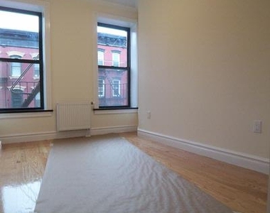 151 Rivington Street - Photo Thumbnail 2