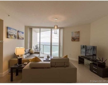 16699 Collins Ave - Photo Thumbnail 4