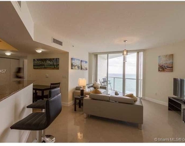 16699 Collins Ave - Photo Thumbnail 8