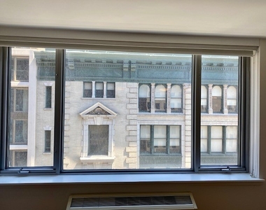 120 West 21st Street - Photo Thumbnail 6