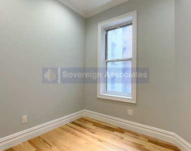 4441 Broadway - Photo Thumbnail 7