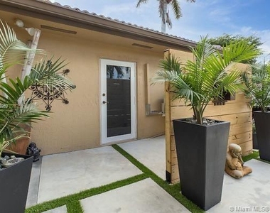 15225 Sw 140th St - Photo Thumbnail 9