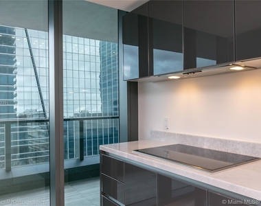 1451 Brickell Ave - Photo Thumbnail 8