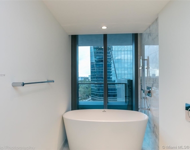 1451 Brickell Ave - Photo Thumbnail 29